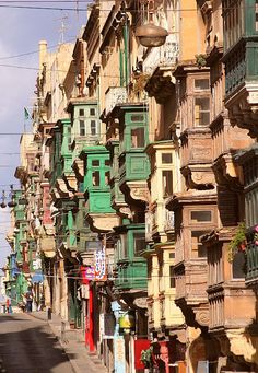 Valletta houses